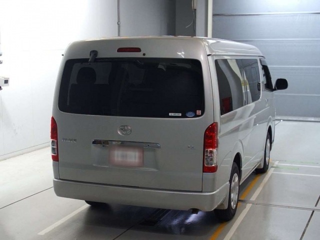 2016 Toyota Hiace